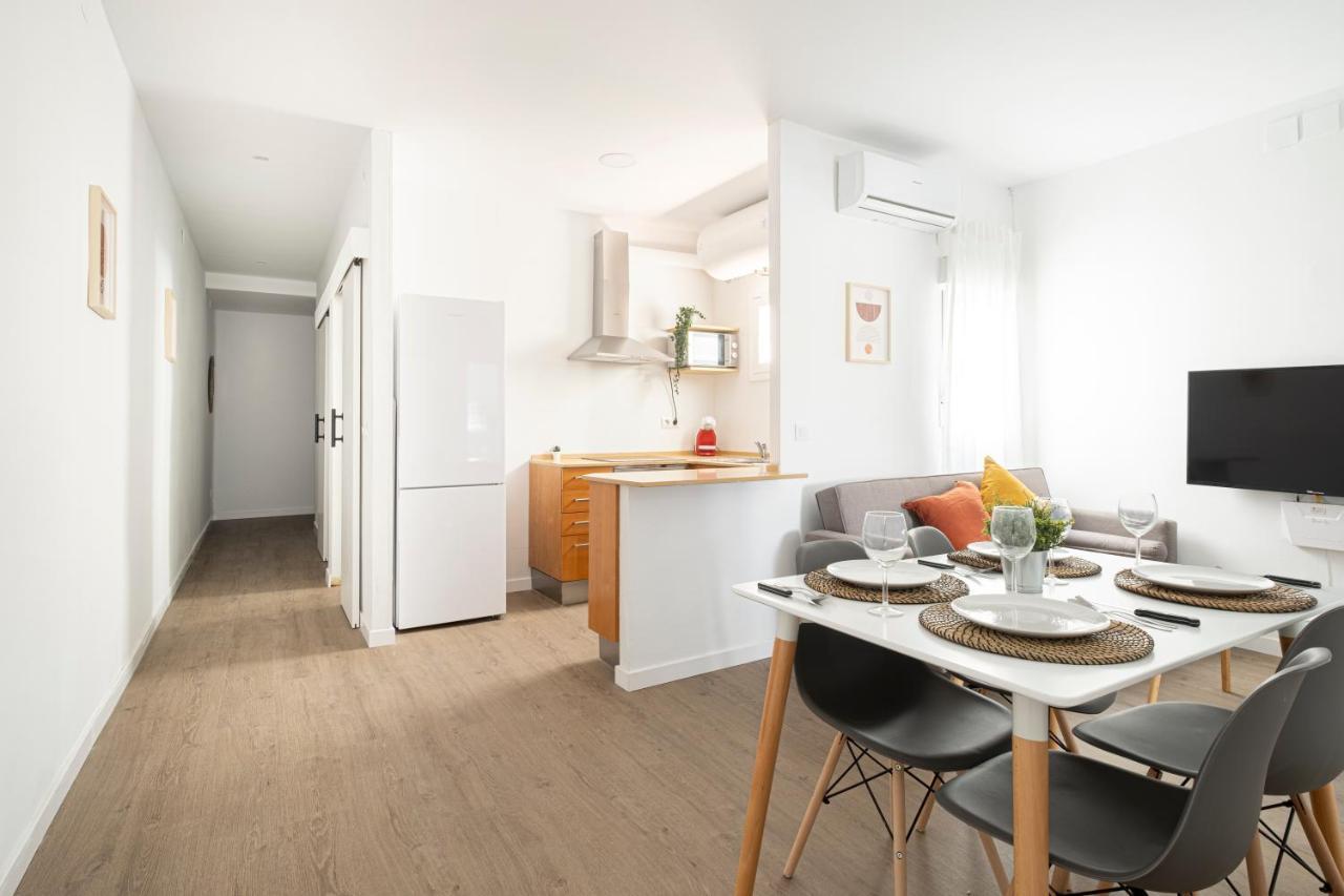 Apartment Beach Picasso Sant Adrià de Besòs Eksteriør billede