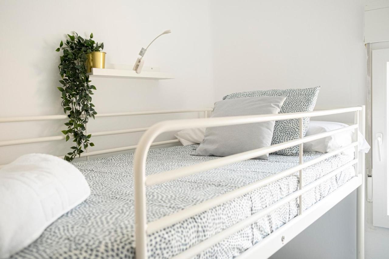 Apartment Beach Picasso Sant Adrià de Besòs Eksteriør billede